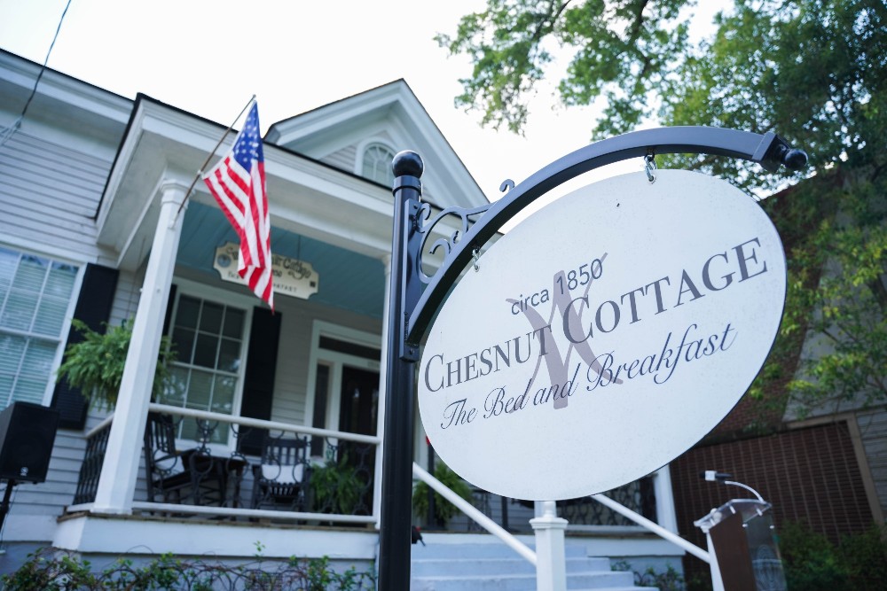 The Chesnut Cottage, which dates to about 1850, has been a popular bed and breakfast for many years and now has new ownership. (Photo/City of Columbia)
