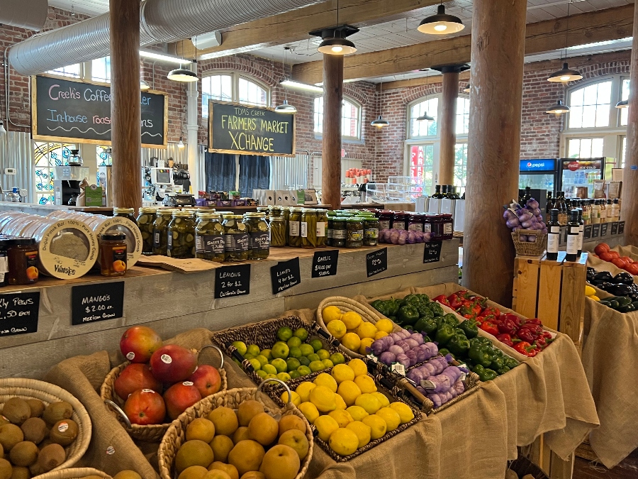 Farmer’s Market Xchange, an artisan market by Toms Creek Farms offering fresh deli meats and cheeses, fresh baked goods and coffee opened at 912 Lady St. last week. (Photo/Congaree Vista Guild)