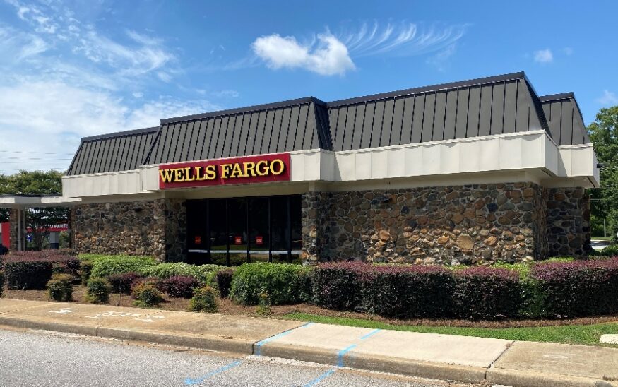 Colliers worked with Blake Easterling of EastPort Retail to arrange a long-term ground lease of the former Wells Fargo branch site between Landlords FD Columbia LLC and JZ Columbia LLC and Tenant, Murphy Oil Corp. (Photo/Colliers South Carolina)