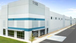 Global paper-based packaging giant Smurfit Kappa has purchased the first building at Hunt Midwest‘s new Evergreen 85 Logistics Park immediately adjacent to Interstate 85 in South Carolina’s Anderson-Greenville-Spartanburg industrial corridor. (Rendering/Hunt Midwest)
